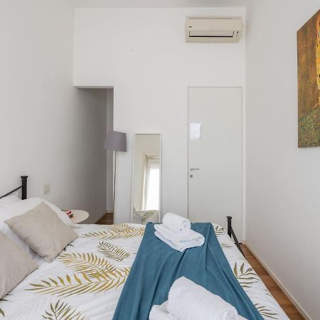 The Best Rent - Comfortable One Bedroom Apartment In Milan Downtown Kültér fotó