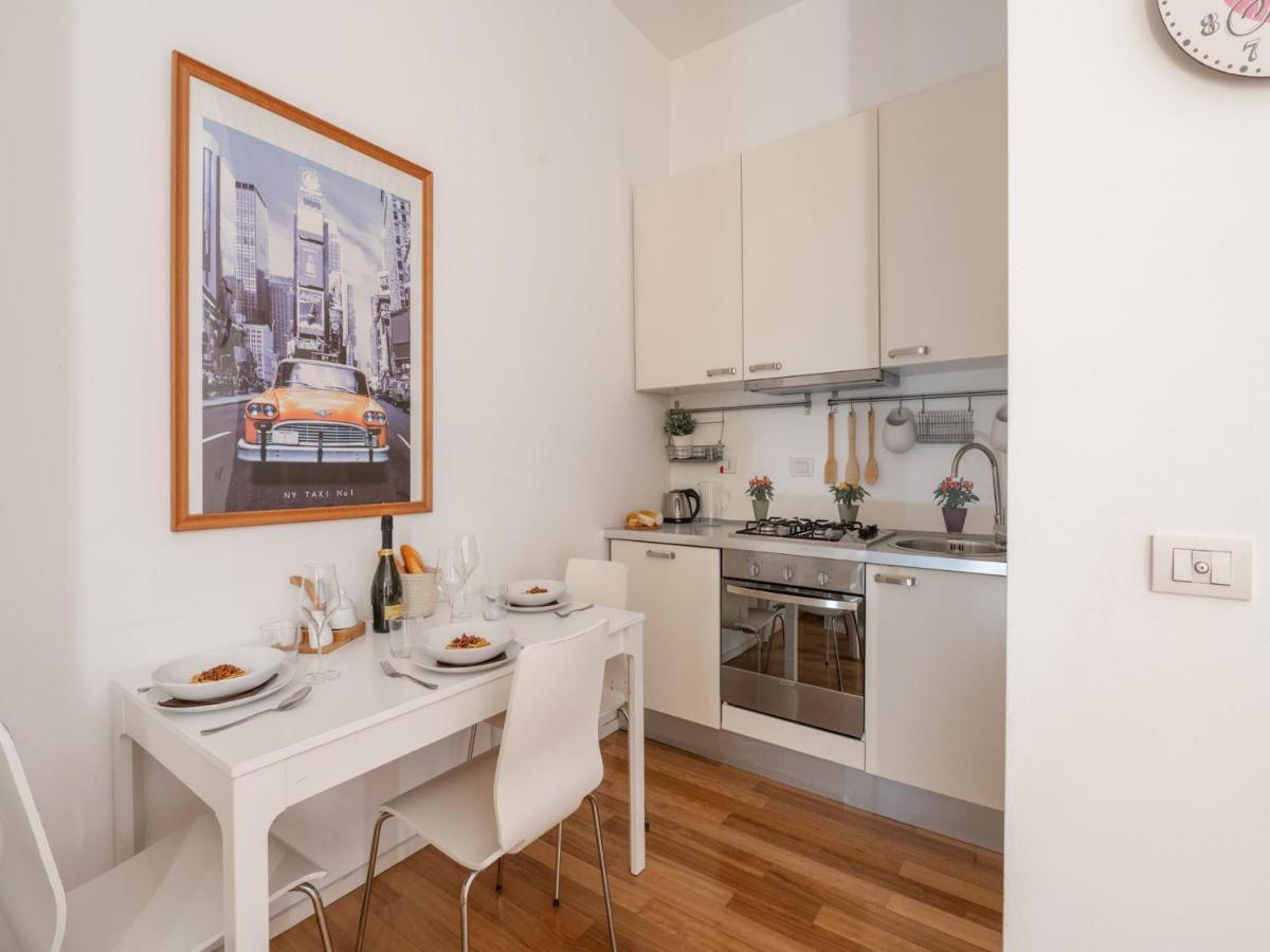 The Best Rent - Comfortable One Bedroom Apartment In Milan Downtown Kültér fotó