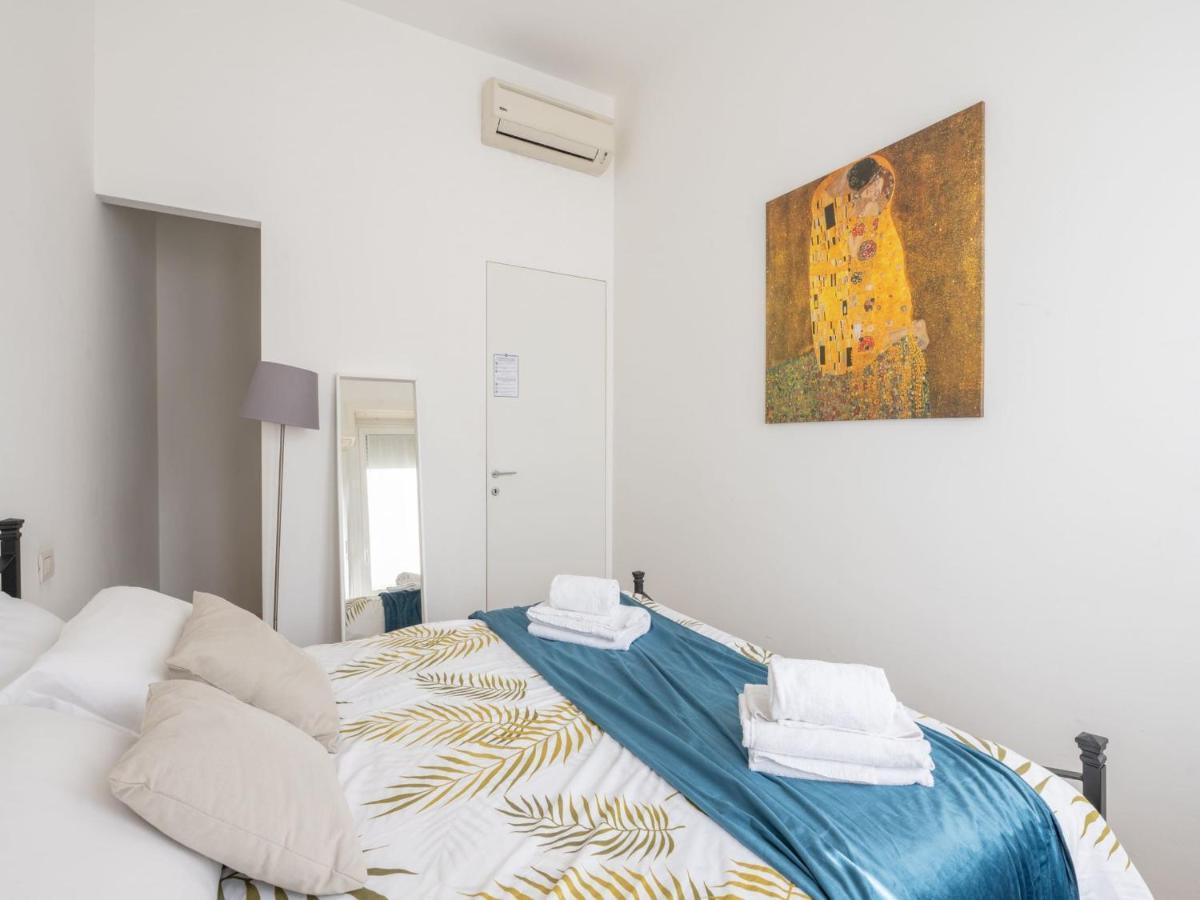 The Best Rent - Comfortable One Bedroom Apartment In Milan Downtown Kültér fotó